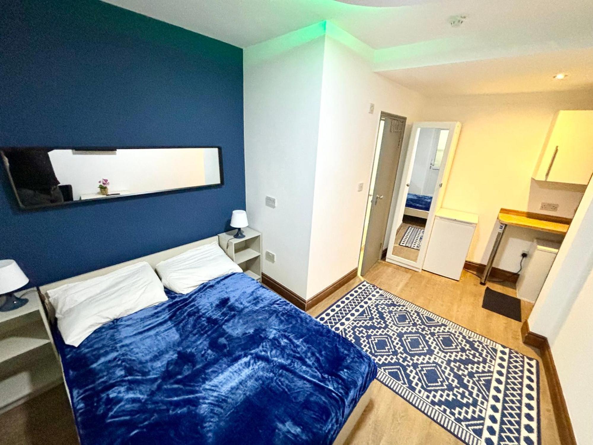 Appartamento Cozy Ensuite In The Heart Of Londra